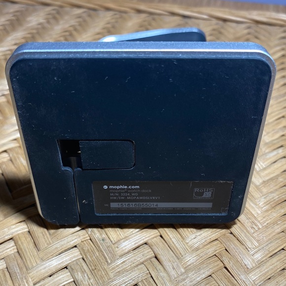 Mophie Watch Dock - Picture 4 of 7